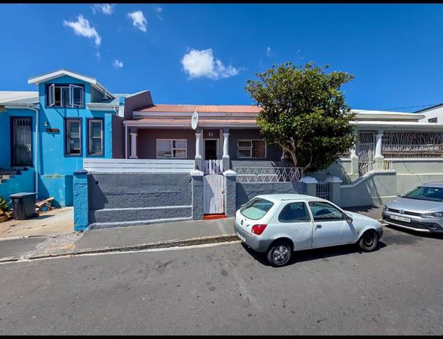 3 BEDROOM HOUSE FOR SALE IN WOODSTOCK UPPER